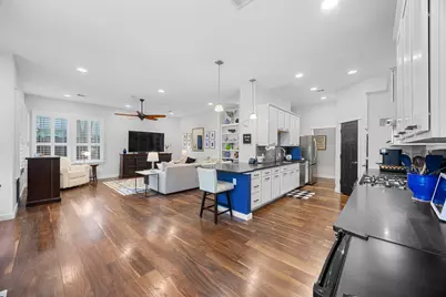 3907 Becker Avenue, Austin, TX 78751 - Photo 9