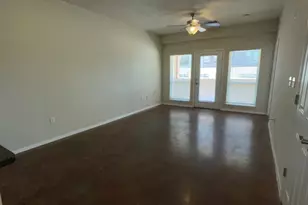 910 W 25th St, Austin, TX 78705 - Photo 17