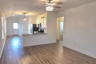 117 Wind Flower Ln, Liberty Hill, TX 78642 - Photo 5