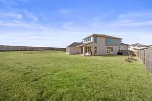 200 Marvins Bnd, Georgetown, TX 78628 - Photo 3