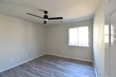 1004 Grey Castle Drive, Pflugerville, TX 78660 - Photo 13