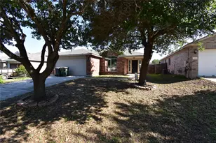 1004 Grey Castle Dr, Pflugerville, TX 78660 - Photo 1