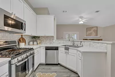 1519 Black Locust Drive E, Pflugerville, TX 78660 - Photo 9