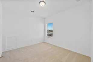 127 Silverbell Ln, Bastrop, TX 78602 - Photo 15