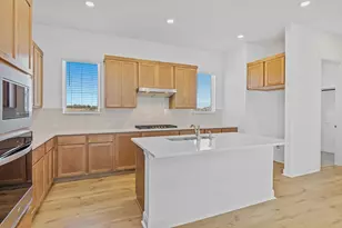 127 Silverbell Ln, Bastrop, TX 78602 - Photo 5
