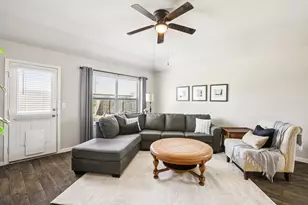 102 Harlan Dr, Hutto, TX 78634 - Photo 3