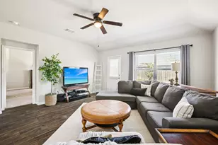 102 Harlan Dr, Hutto, TX 78634 - Photo 7