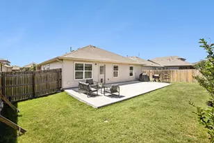 102 Harlan Dr, Hutto, TX 78634 - Photo 5