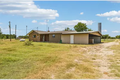 9765 State Park Road, Lockhart, TX 78644 - Photo 17