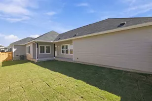 204 Ashby Dr, Hutto, TX 78634 - Photo 25