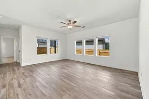 204 Ashby Dr, Hutto, TX 78634 - Photo 13