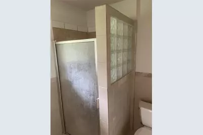 207 N 1st Street, Thorndale, TX 76577 - Photo 17