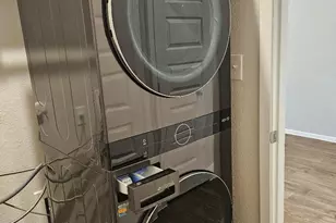 162 Hayloft Ln, Elgin, TX 78621 - Photo 15