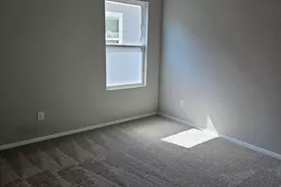 162 Hayloft Ln, Elgin, TX 78621 - Photo 13