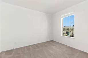 457 Bedford Falls Ln, Jarrell, TX 76537 - Photo 5