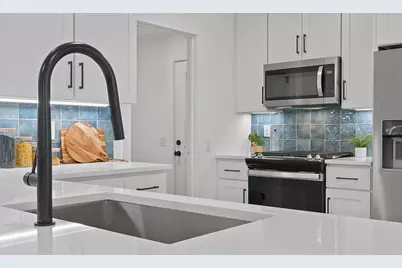 1222 Eleanor Street #1, Austin, TX 78721 - Photo 13