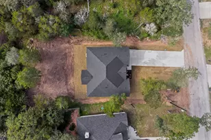 137 N Pohakea Dr, Bastrop, TX 78602 - Photo 5