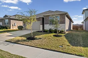 209 Connor Ln, Georgetown, TX 78626 - Photo 5
