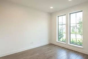 209 Amber Oak Ln, Georgetown, TX 78628 - Photo 11