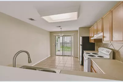 5509 Apple Orchard Lane, Austin, TX 78744 - Photo 9