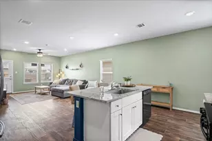 2972 Panther Spg, New Braunfels, TX 78130 - Photo 7
