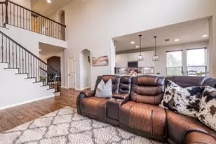 117 Arbor Point Dr, Elgin, TX 78621 - Photo 7