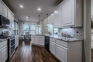 117 Arbor Point Dr, Elgin, TX 78621 - Photo 3