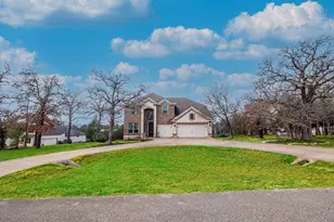 117 Arbor Point Dr, Elgin, TX 78621 - Photo 5