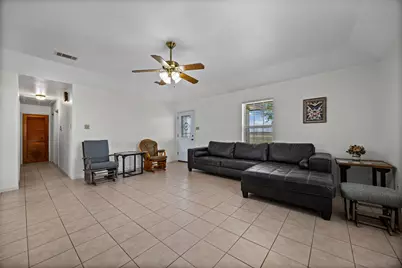 403 County View Road, Lockhart, TX 78644 - Photo 7
