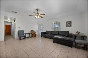 403 County View Rd, Lockhart, TX 78644 - Photo 7