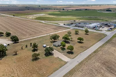 403 County View Road, Lockhart, TX 78644 - Photo 27