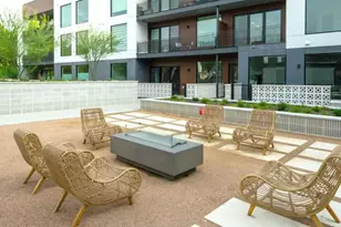 2209 S 1st St, Austin, TX 78704 - Photo 17