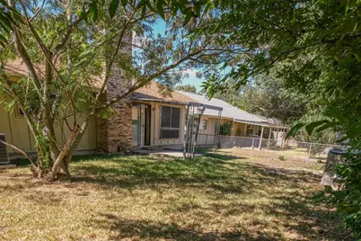 2512 McGregor Drive, Austin, TX 78745 - Photo 17