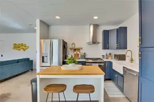 221 Hilltop Dr, Dripping Springs, TX 78620 - Photo 5