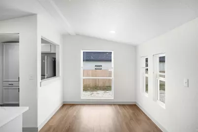 962 Sh 304, Bastrop, TX 78602 - Photo 15