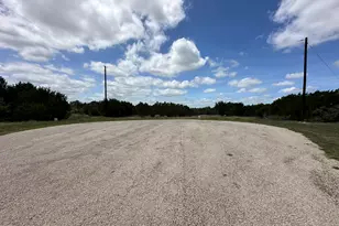 251 Stargazer Dr, Lampasas, TX 76550 - Photo 3