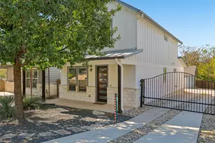 1206 Deloney St, Austin, TX 78721 - Photo 13