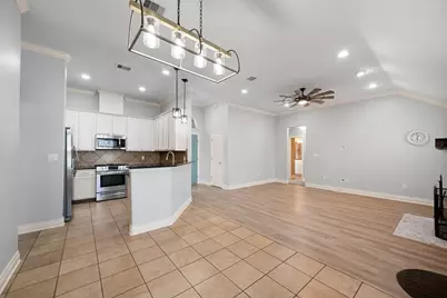 705 Trochta Street, El Campo, TX 77437 - Photo 5