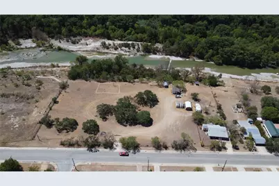 613 Guadalupe Street S, Kerrville, TX 78028 - Photo 7