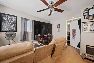 699 Floral Avenue, New Braunfels, TX 78130 - Photo 35