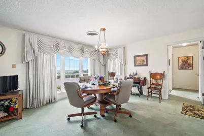 699 Floral Avenue, New Braunfels, TX 78130 - Photo 11