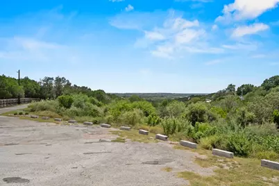 699 Floral Avenue, New Braunfels, TX 78130 - Photo 31