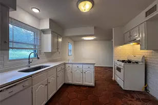 7702 Pitter Pat Ln, Austin, TX 78736 - Photo 5
