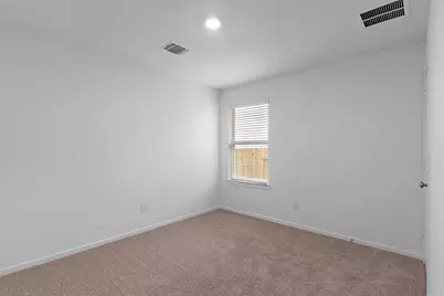 13721 Tucker Hedge Pass, Elgin, TX 78621 - Photo 19