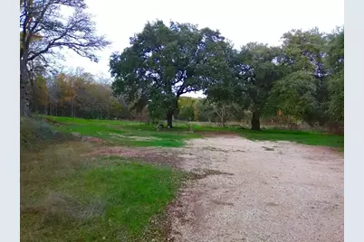 135 Powell Road, Smithville, TX 78957 - Photo 3