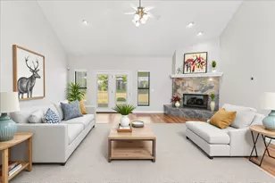 72 Augusta Dr, Wimberley, TX 78676 - Photo 5