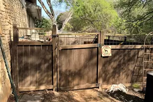 2 Acacia Dr, Wimberley, TX 78676 - Photo 9