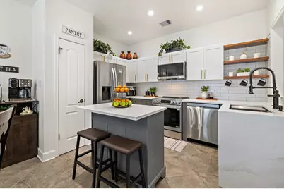 1102 Oak Hollow Drive, Leander, TX 78641 - Photo 11