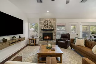 1102 Oak Hollow Dr, Leander, TX 78641 - Photo 7