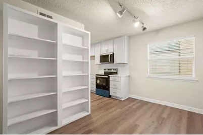 2408 Longview Street #112, Austin, TX 78705 - Photo 7